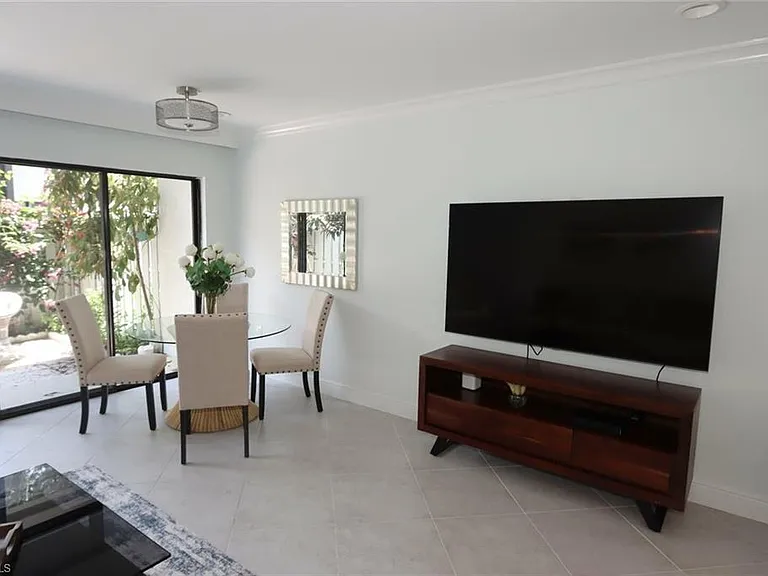 860 Meadowland Dr #4-13 — Photo 7