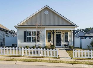 24 Plott Hound Dr, Clayton, NC 27520