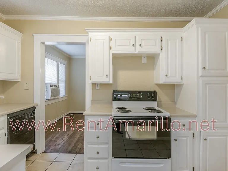 1624 S Ong St — Photo 8