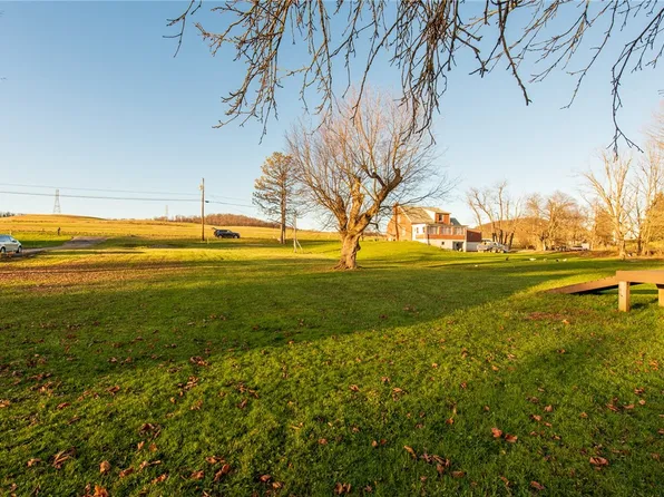 998 State Route 66, Vandergrift, PA 15690