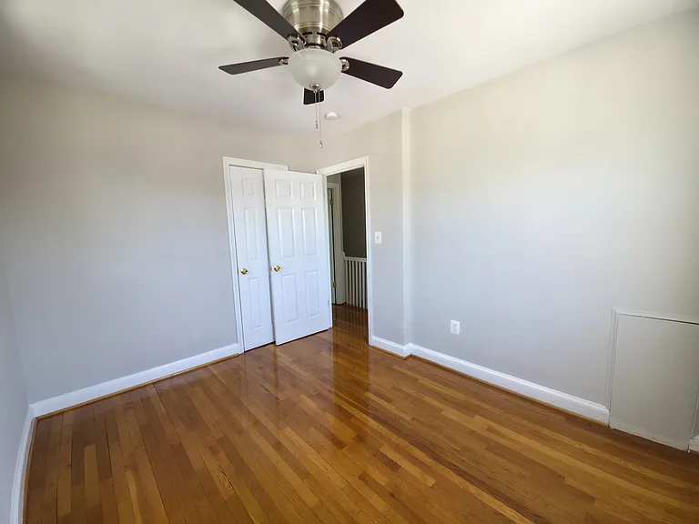 3311 Clay Pl NE — Photo 17