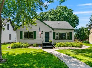 1301 Schletti St, Saint Paul, MN 55117