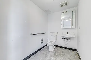 Sold by Lin Pan Realty Group LLC