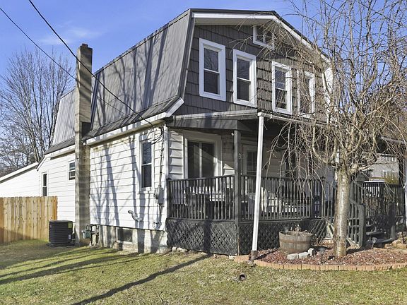 3rd image of 305 Cooper St