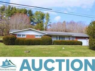 103 W Mountain View Ave, Bluefield, VA 24605