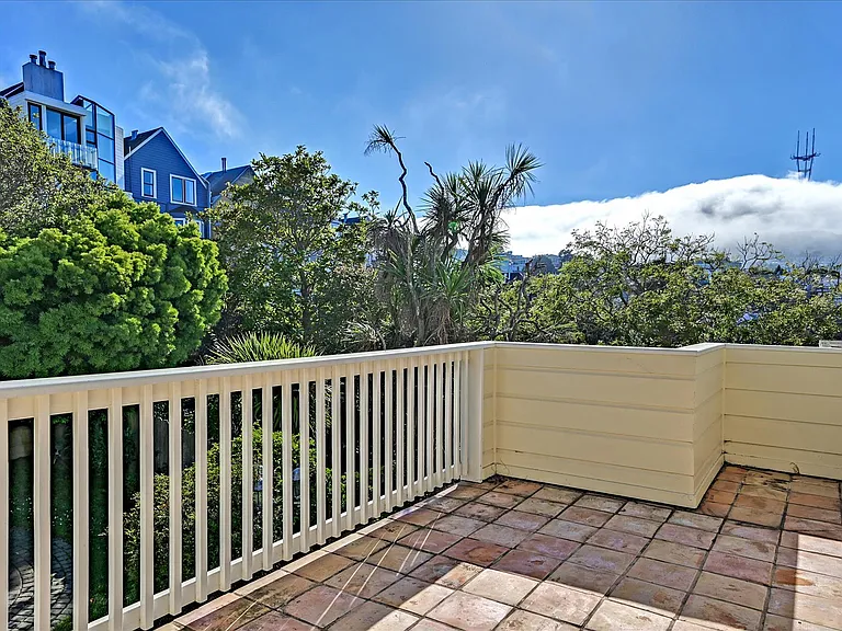 525 Liberty St — Photo 25