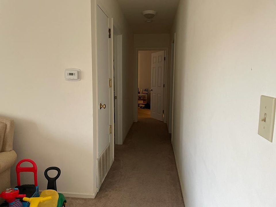 1st image of 1620 Woodduck Ln APT 2C