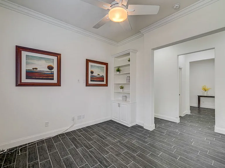 933 Everest Peak Ave — Photo 18