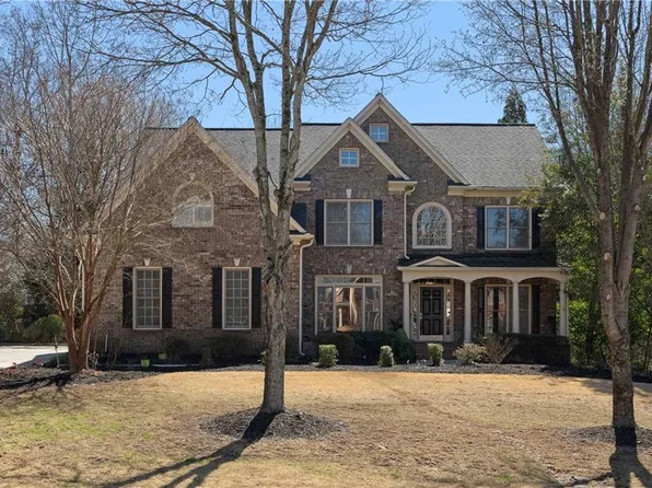 1615 Chattahoochee Run Dr, Suwanee, GA 30024