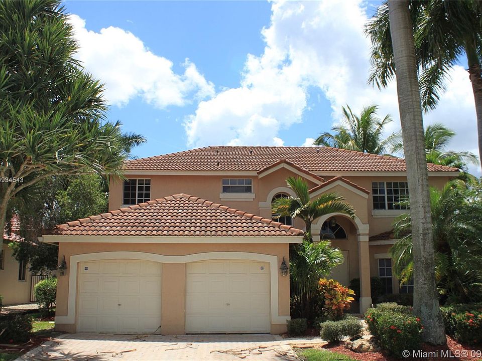 1st image of 2568 Jardin Pl #2568