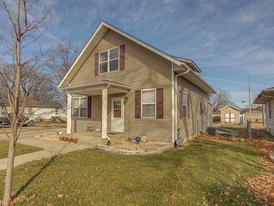 1st image of 216 Boismenue Ave