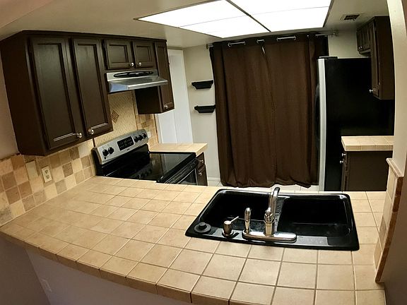 3rd image of 4373 White Pine Ave