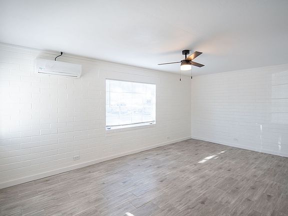 5th image of 3725-3729 E Farr Pl #3729-B