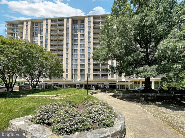 4600 S Four Mile Run Dr APT 408, Arlington, VA 22204