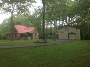 463 Deep Draw Rd, Crossville, TN 38555