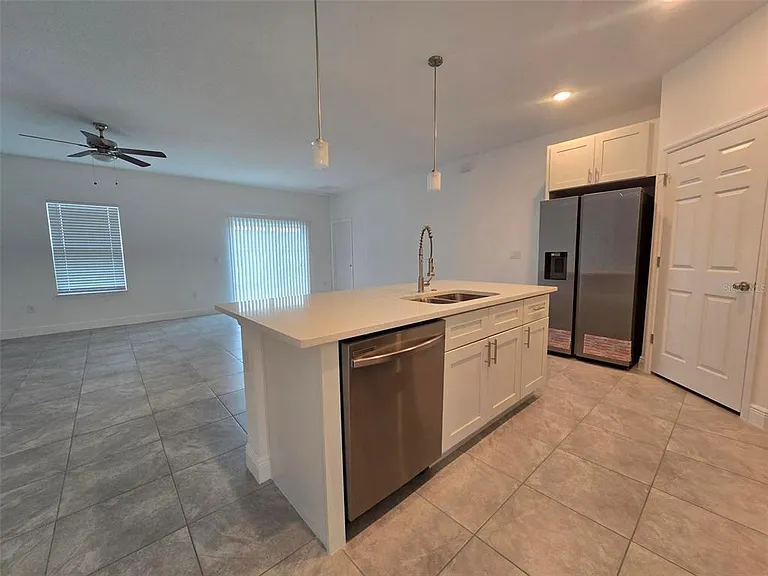 208 Locust Pass — Photo 7