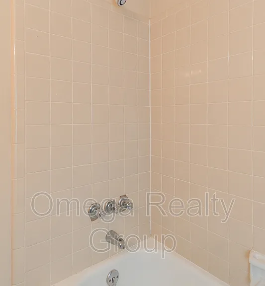 2364 Grayson Valley Cir — Photo 33