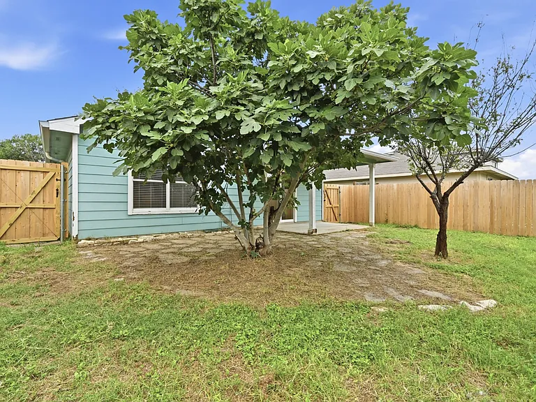 1621 Coriander Dr — Photo 22