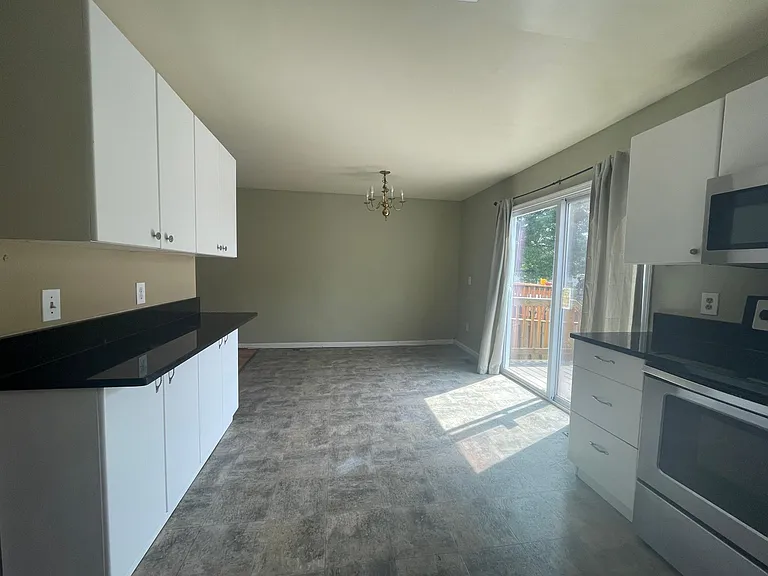 8314 Amity Cir — Photo 5