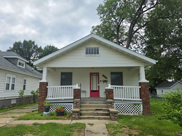1031 N Franklin Ave