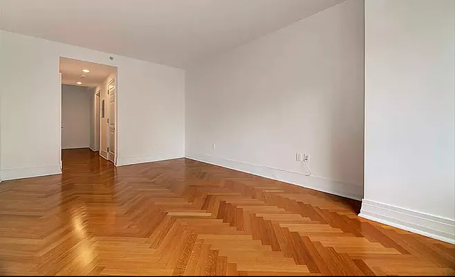 Rented by JSG Realty Corp | media 4