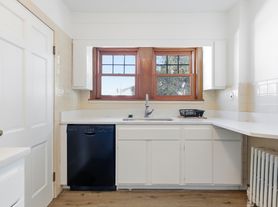 7 Clyde Rd