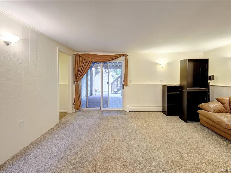 23 Chatham Rd — Photo 12