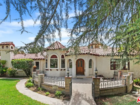 815 W Edgehill Rd, San Bernardino, CA 92405