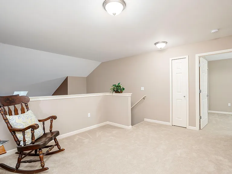 Upper level loft