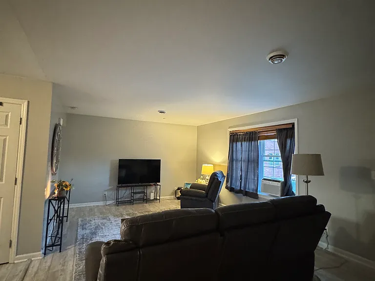 75 S Maiden St #2 — Photo 9