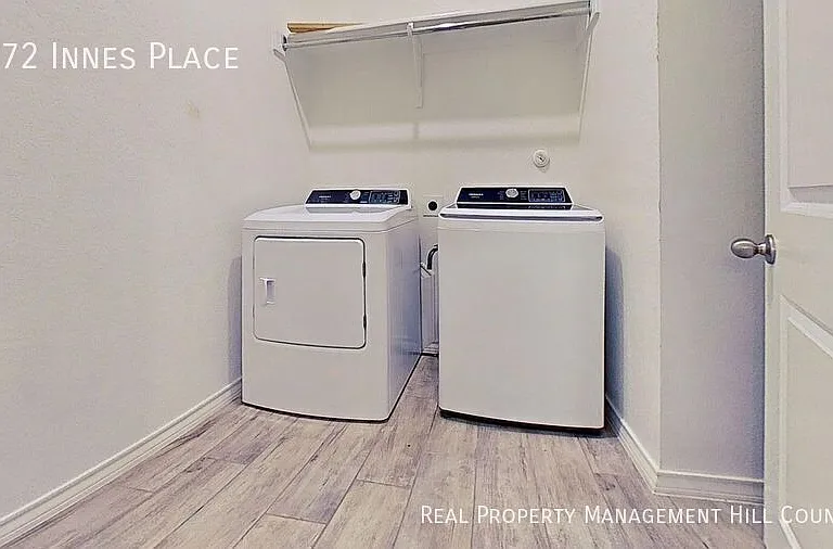 9772 Innes Pl — Photo 10