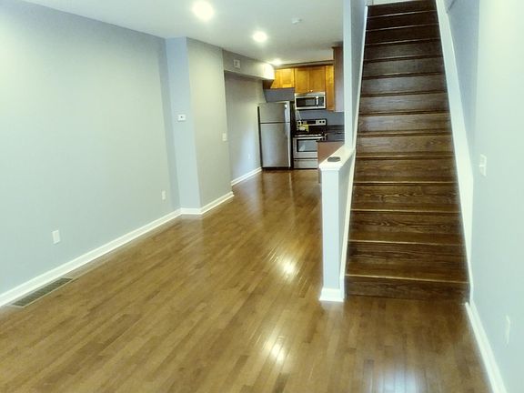 2nd image of 429 Miller St