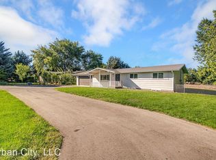 1360 W Victory Rd, Meridian, ID 83642