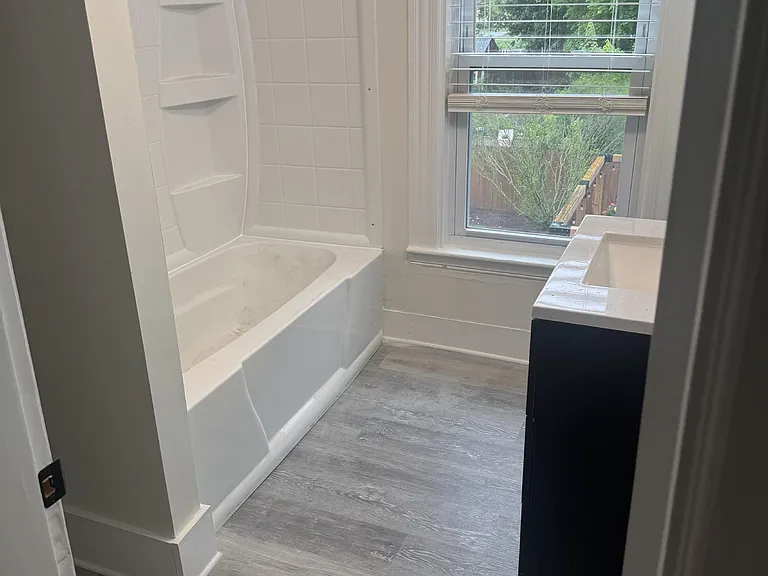 Bath & Vanity