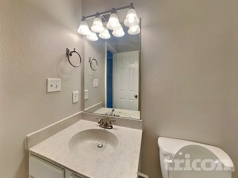 260 Brookstone Dr — Photo 13