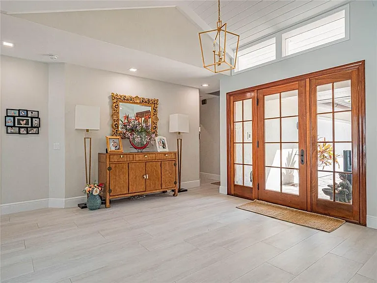 195 Spinnaker Dr — Photo 5