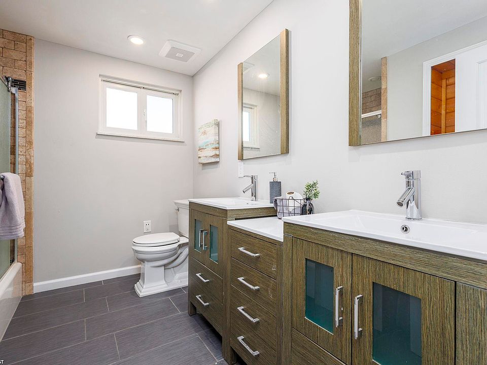 22770 Worthington Ct, photo 20