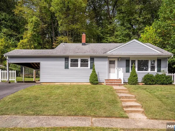 17 Freeman Ave, Denville, NJ 07834
