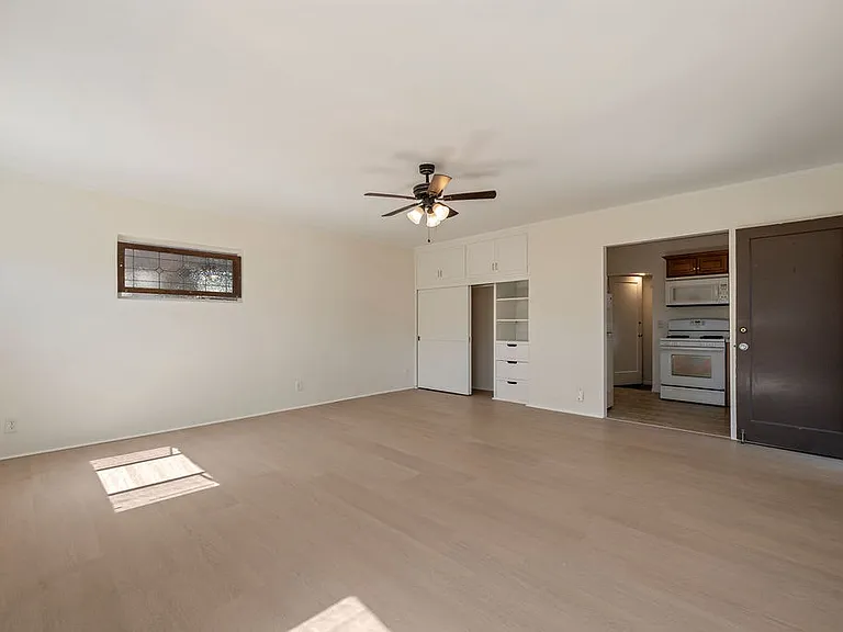 4735 Valencia Dr #1/2 — Photo 3