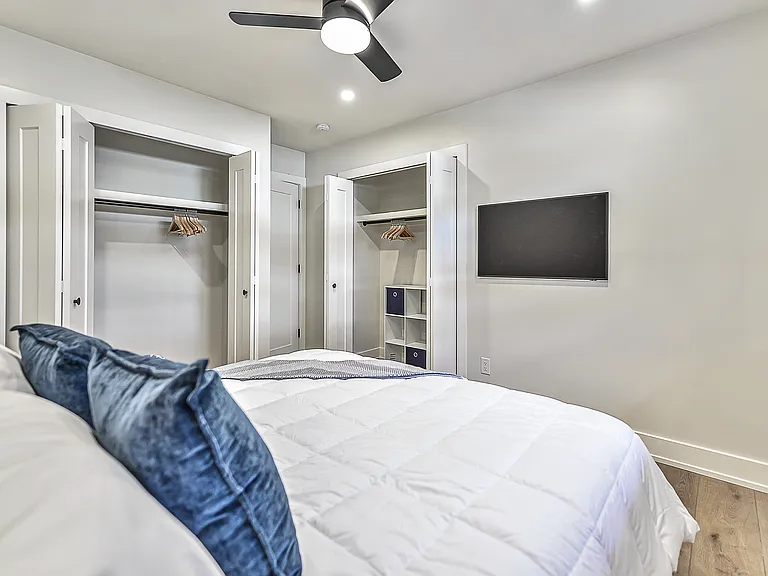 504 Ventura Ct — Photo 18