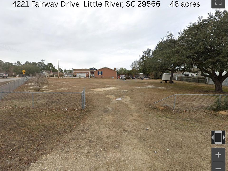 2nd image of 4221 Fairway Dr.