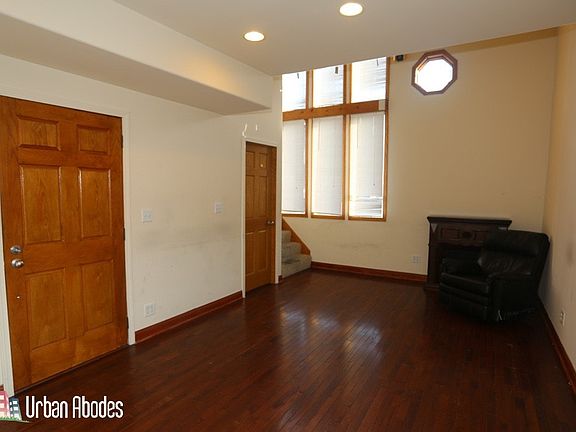 2nd image of 2458 N Clybourn Ave APT 2F