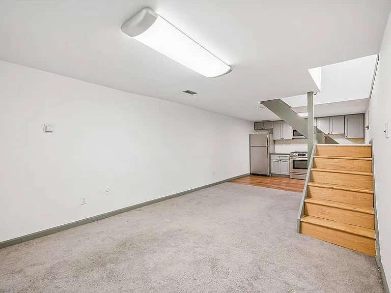 2034 Mount Vernon St #11RR — Photo 7