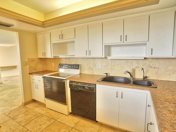 5th image of 200 Ocean Trail Way #1303