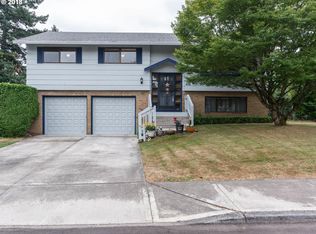 2112 SE Beaver Creek Ln, Troutdale, OR 97060