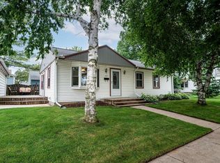 1157 9th Ave, Grafton, WI 53024