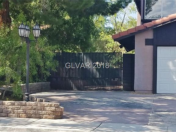 4th image of 832 E Eldorado Ln
