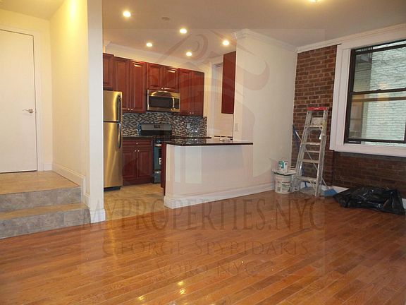 4th image of 2167 33rd St #0A1