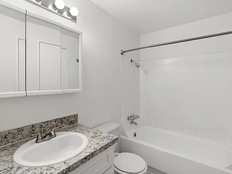 2 Bed 1.5 Bath Standard - 775 Sq Ft 2 Bed 1.5 Bath Standard - 775 Sq Ft