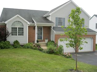 150 Laurie Ln, Lititz, PA 17543